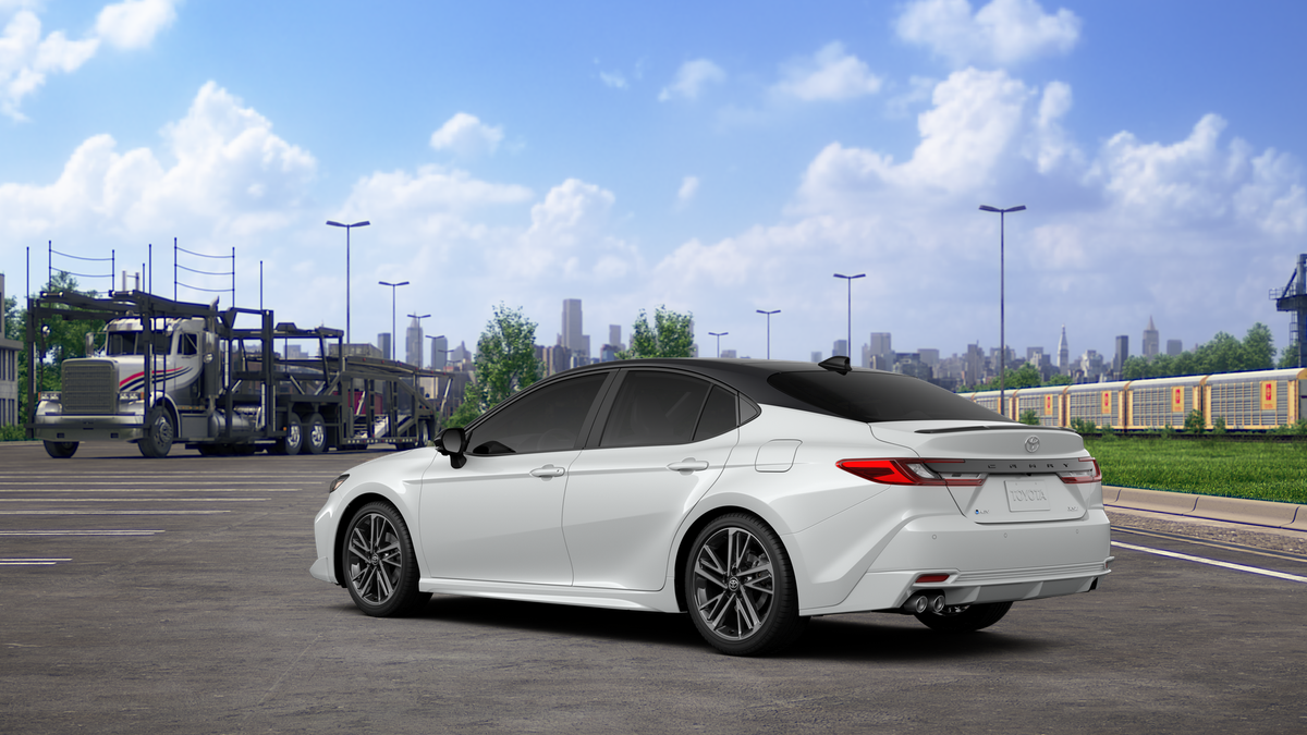 New 2026 Wind Chill Pearl with Midnight Black Metallic roof Toyota XSE image 6