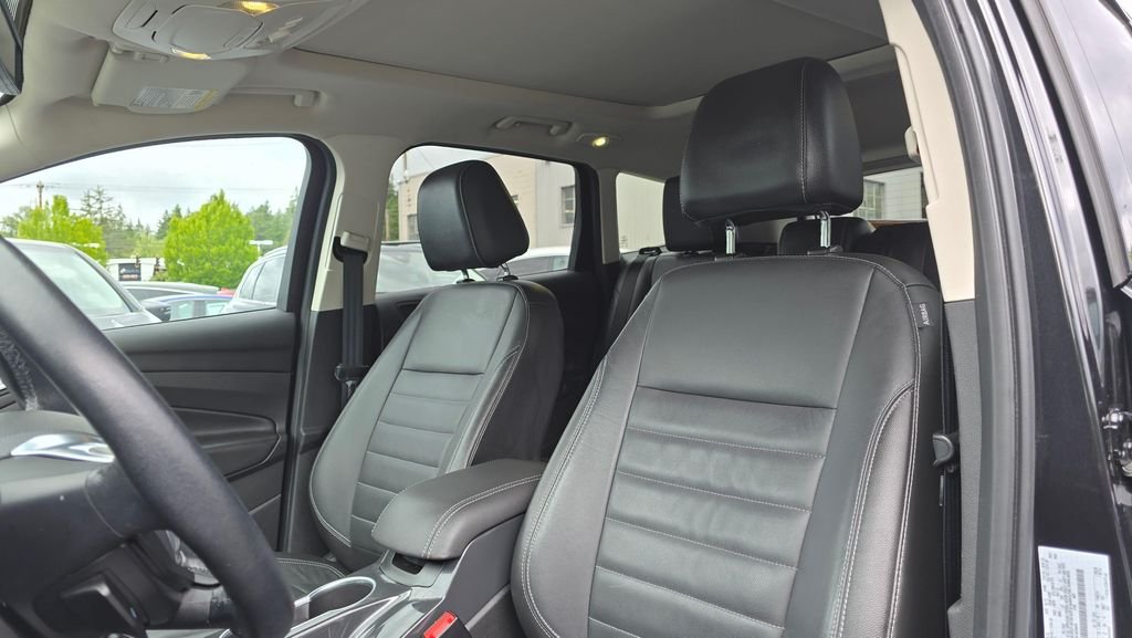 Used 2015 Tuxedo Black Ford Titanium image 22