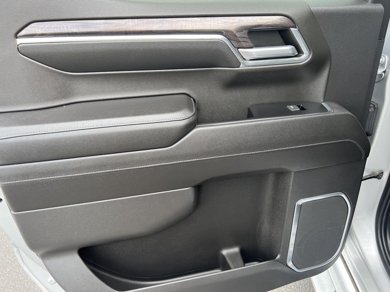 2022 Chevrolet Silverado 1500 LTZ - Photo 31