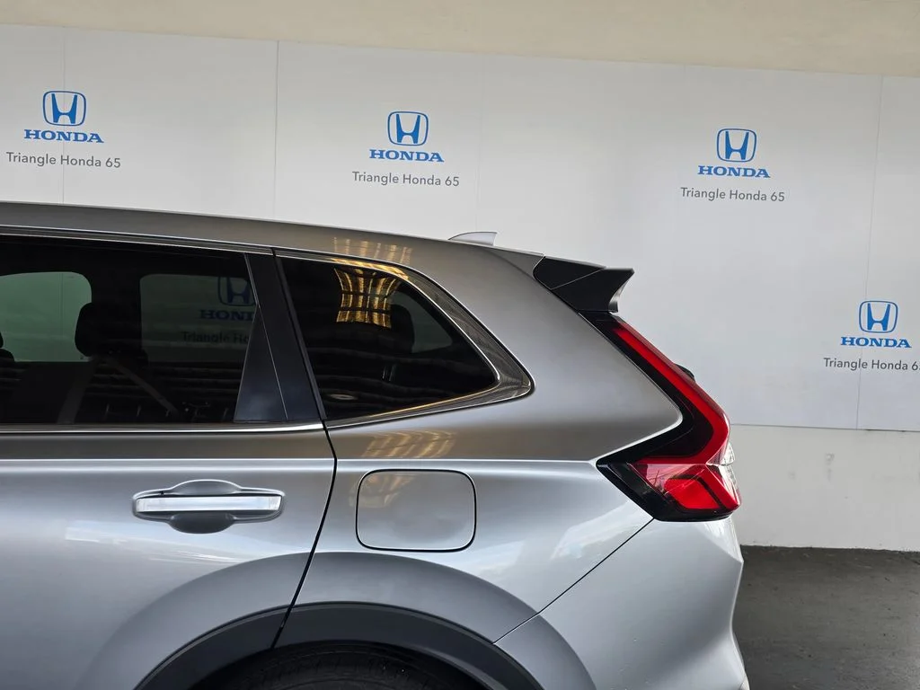 Used 2025  Honda LX image 33