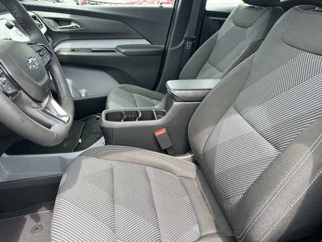New 2027 Sterling Grey Metallic Chevrolet LT image 18