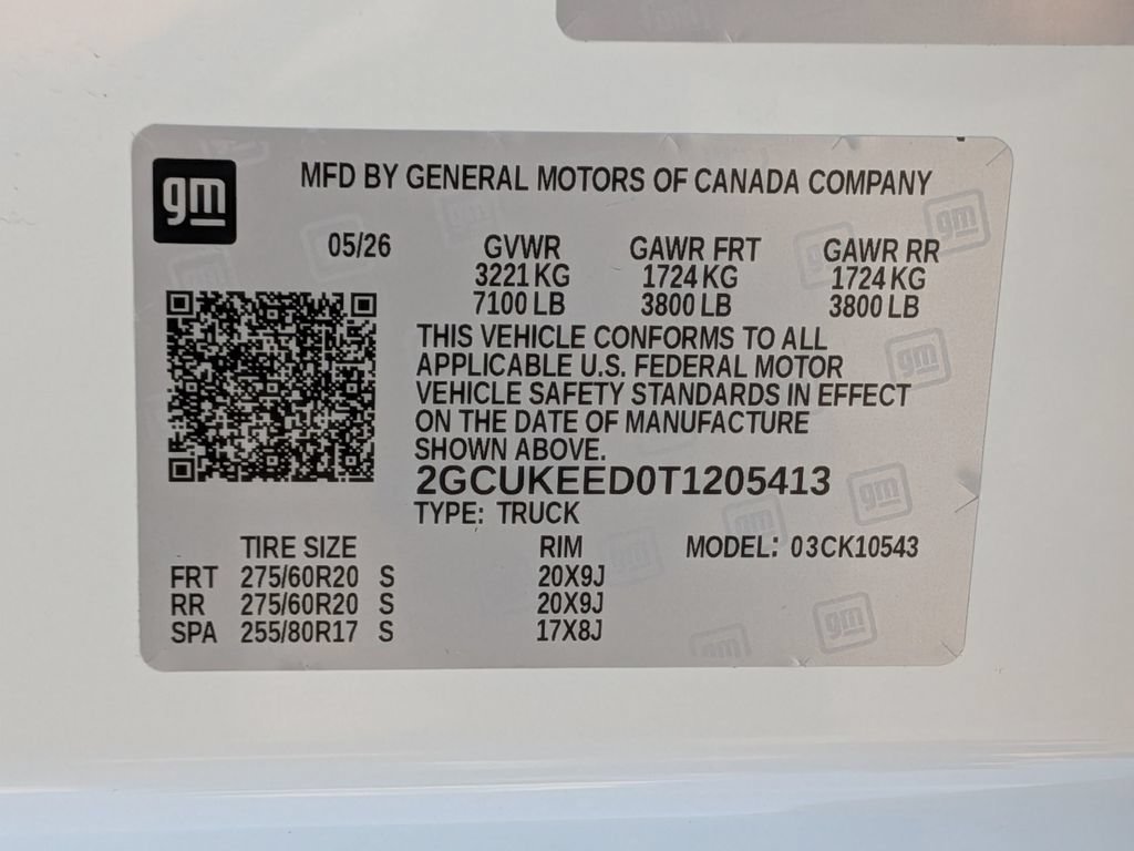 New 2026 Summit White Chevrolet RST image 26