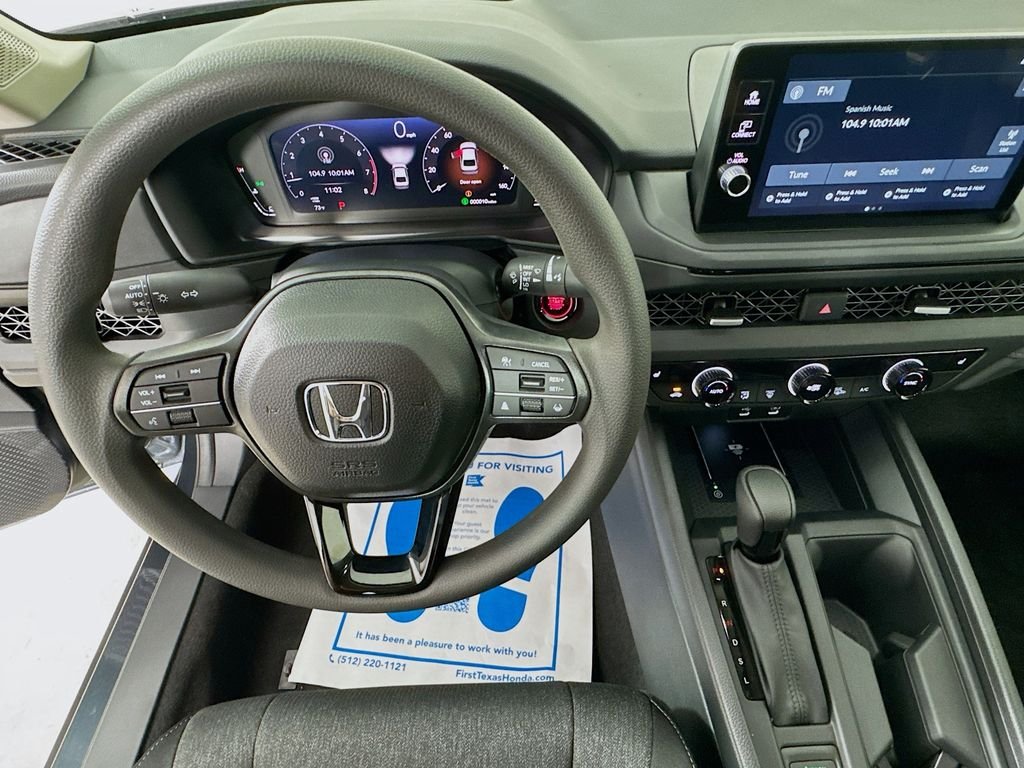 New 2026 Meteorite Gray Metallic Honda SE image 17