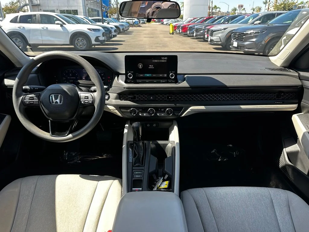 Used 2023 Red Honda LX image 18