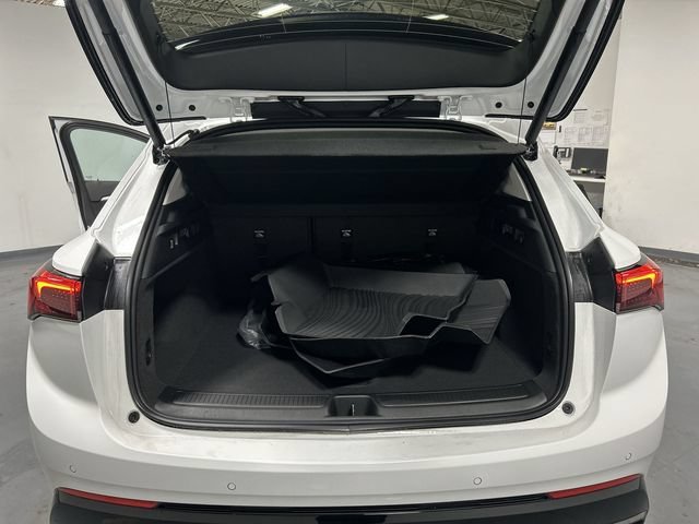 New 2026 Summit White Buick Sport Touring image 24