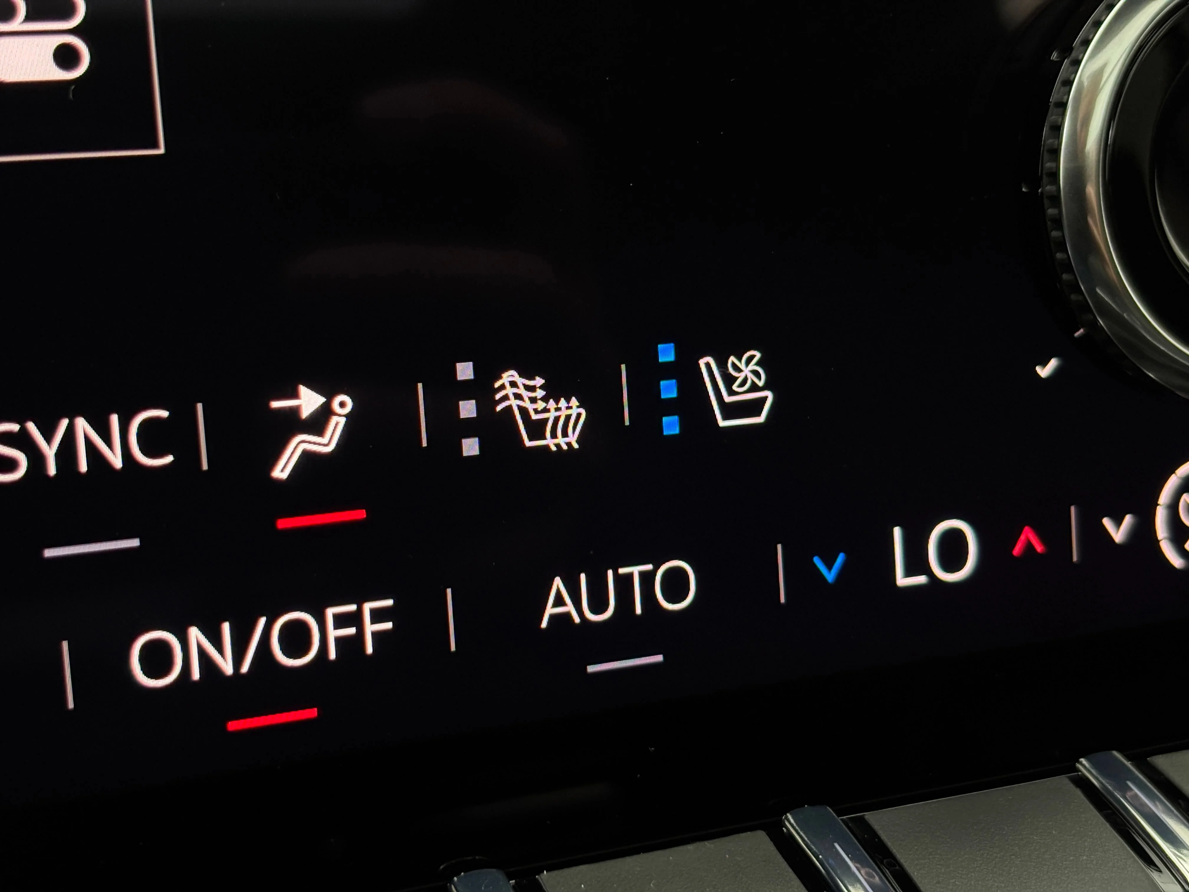 2026 GMC Yukon XL Denali - Photo 7