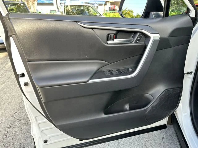 2024 Toyota RAV4 XLE Premium - Photo 13