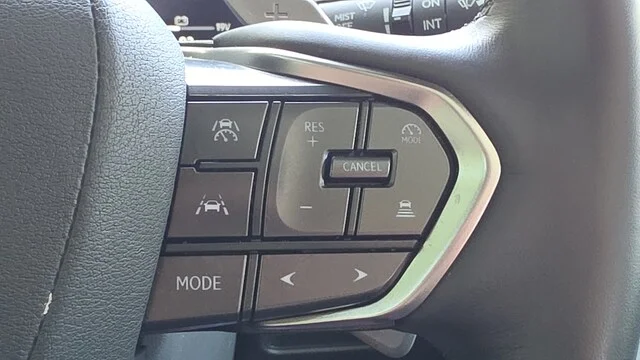 Used 2025 Mica Lexus 550 Luxury+ image 44