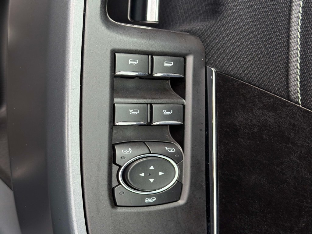 Used 2022 Gray Ford XLT image 19