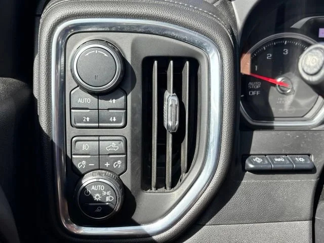 Used 2019 BLACK Chevrolet High Country image 32