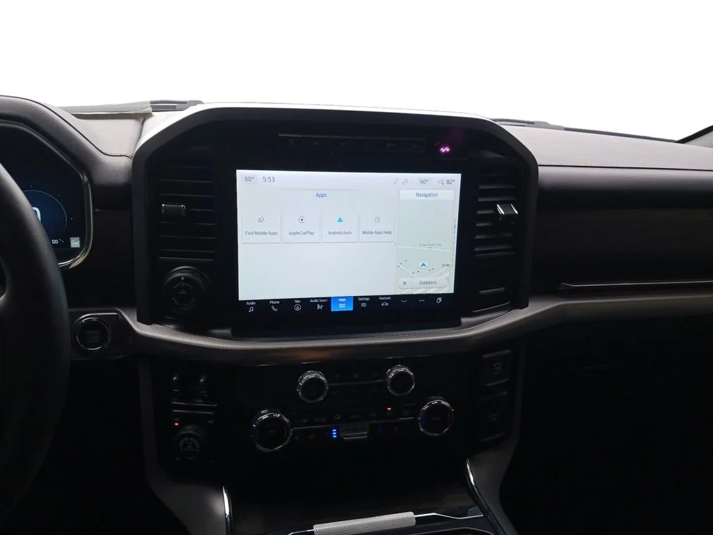 Used 2024 White Ford Lariat image 12