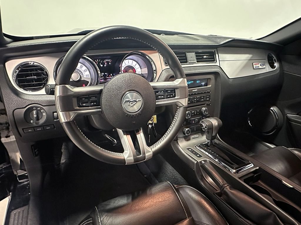 Used 2010  Ford GT image 70