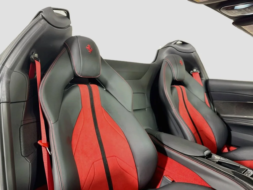 Used 2023 Bianco Italia Ferrari Base image 18