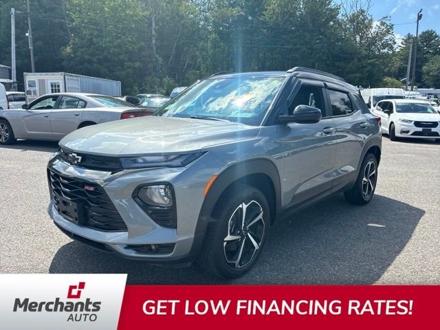 Used 2023 Gray Chevrolet RS image 3