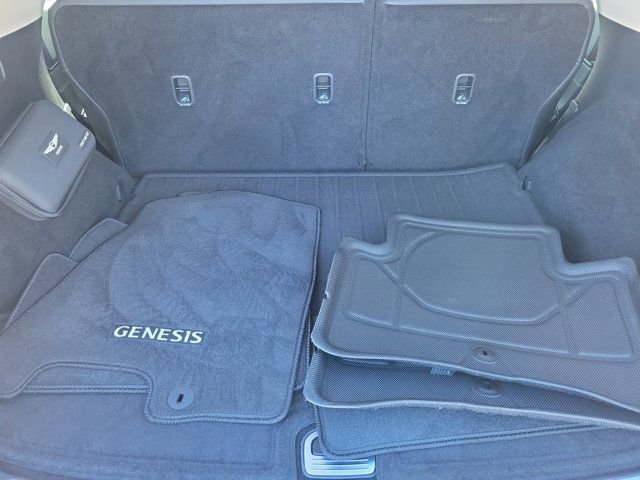 2024 GENESIS GV70 Standard - Photo 8