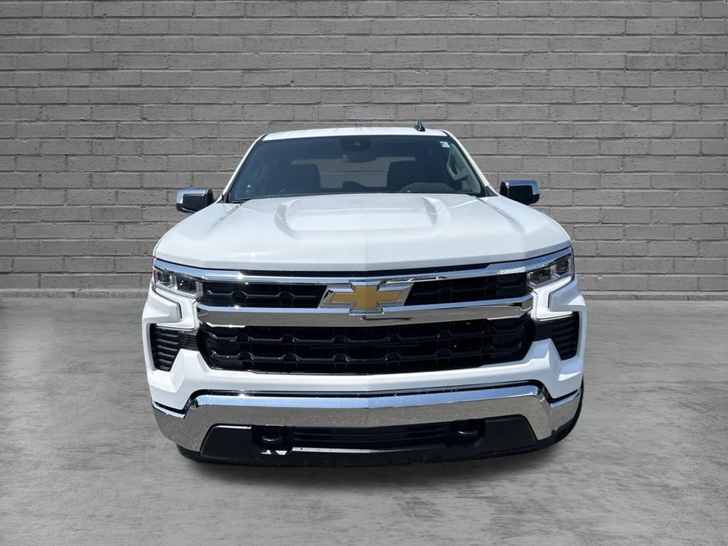 New 2026 Summit White Chevrolet LT (2FL) image 2