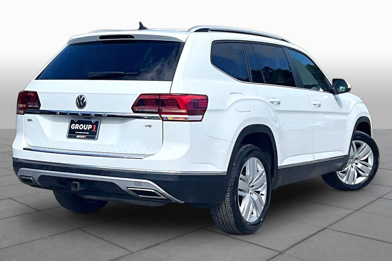 Used 2019 Pure White Volkswagen 3.6L V6 SEL image 13