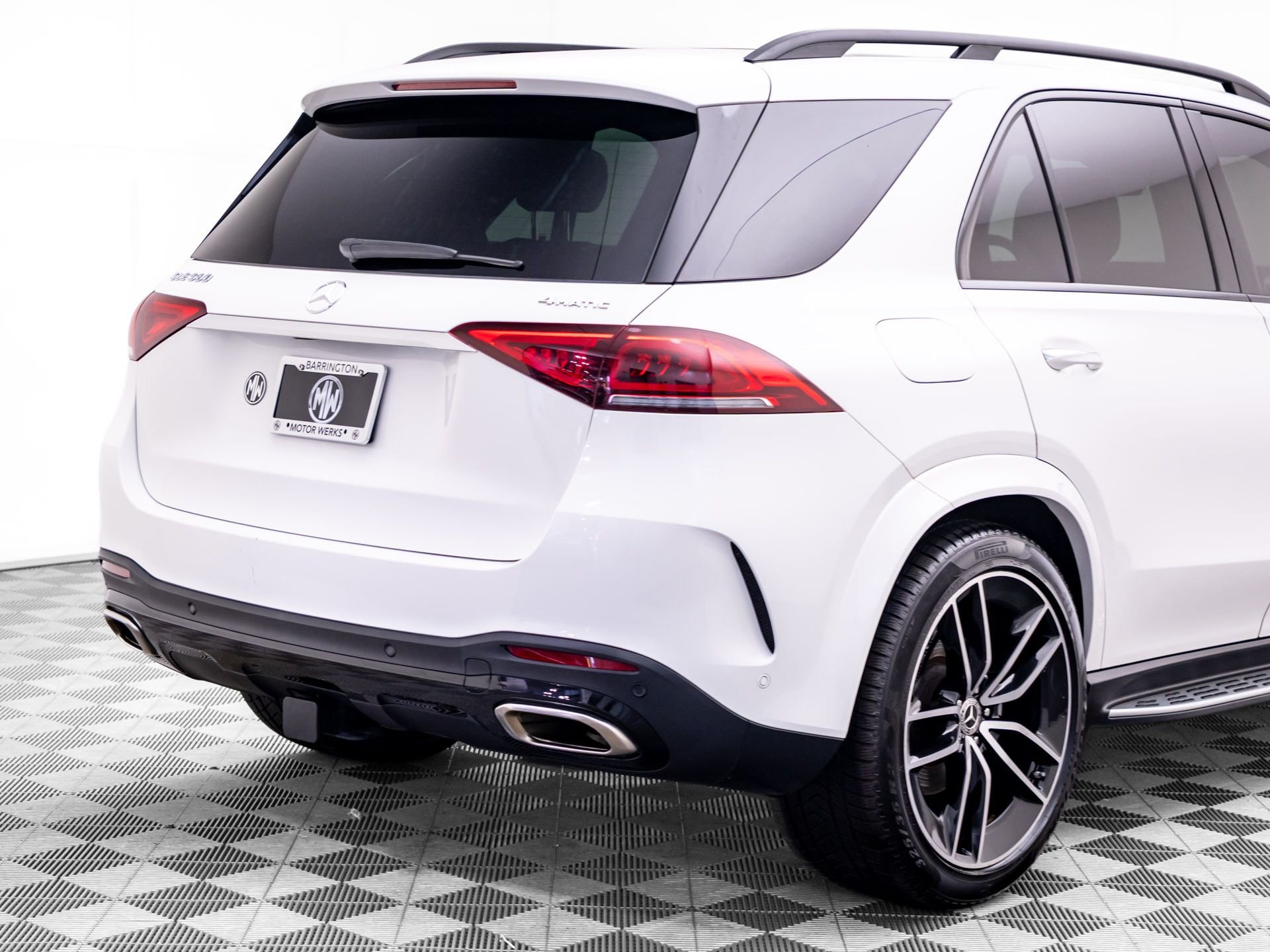 Used 2023 White Mercedes-Benz GLE 580 image 38