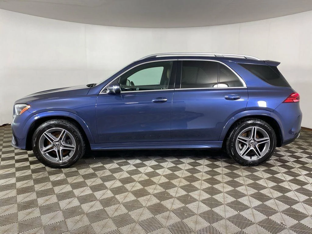 Used 2024 Twilight Blue Metallic Mercedes-Benz GLE 350 image 4