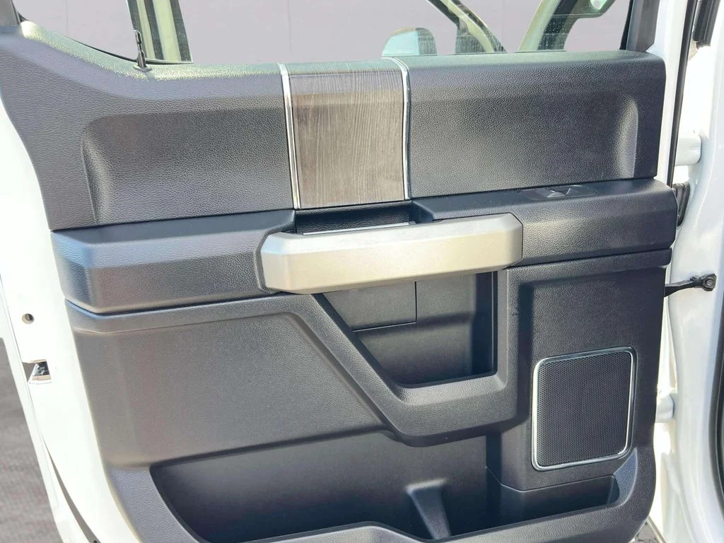 Used 2021 White Ford Lariat image 24