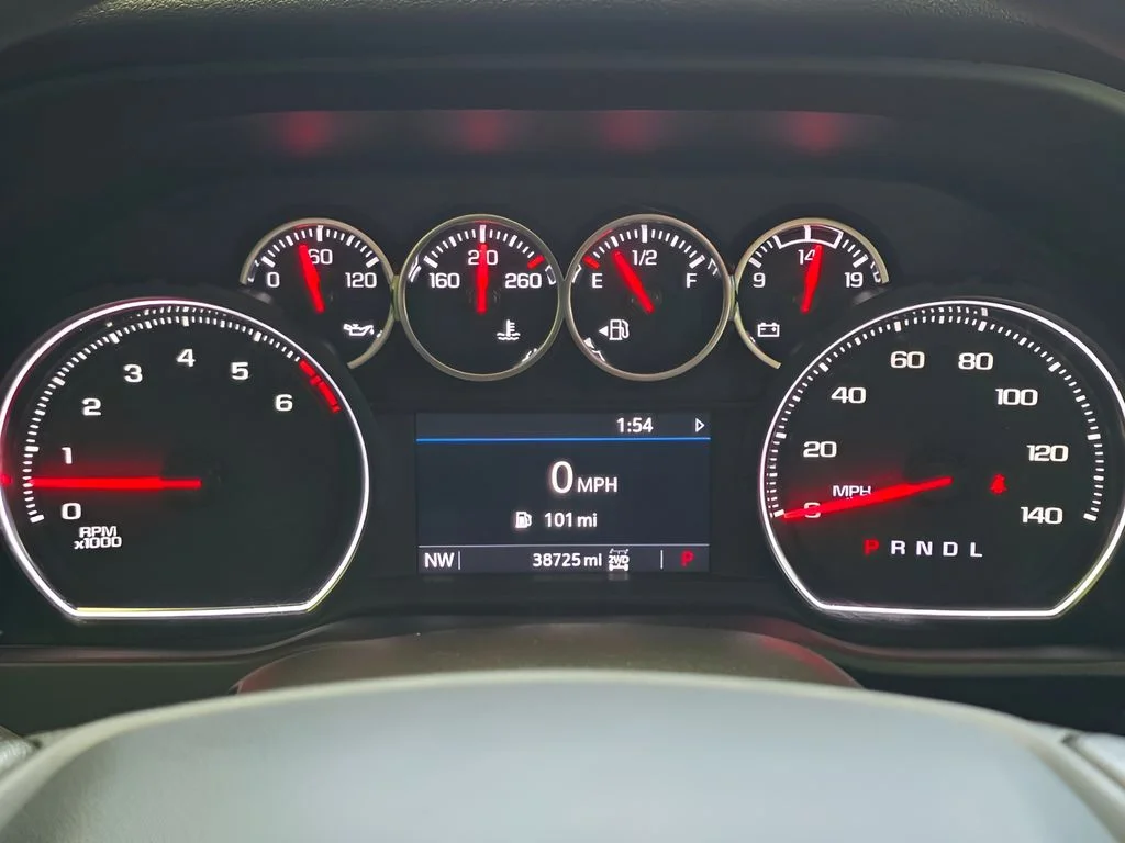Used 2022 Summit White Chevrolet LT image 18