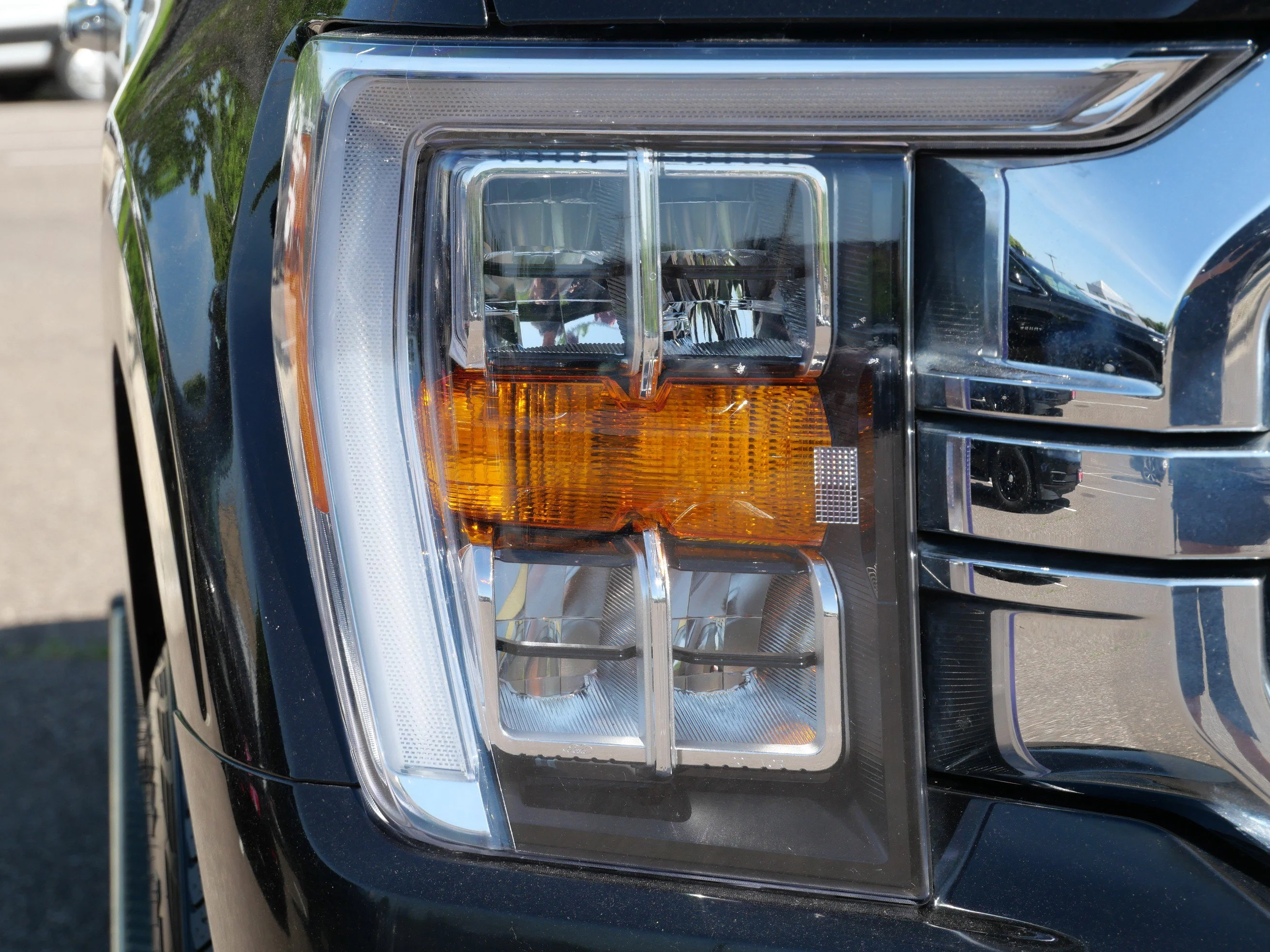 Certified Used 2023 Agate Black Metallic Ford XLT image 9