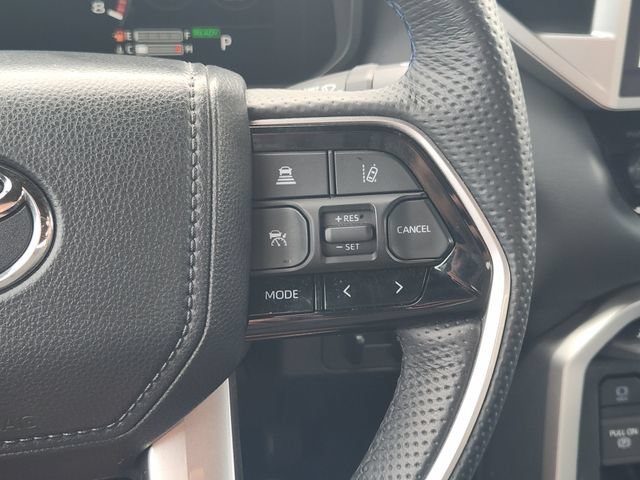 Used 2025 White Toyota Platinum Hybrid image 30