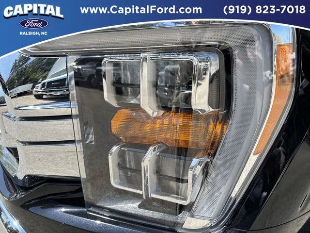 Used 2023 Black Ford XLT image 11