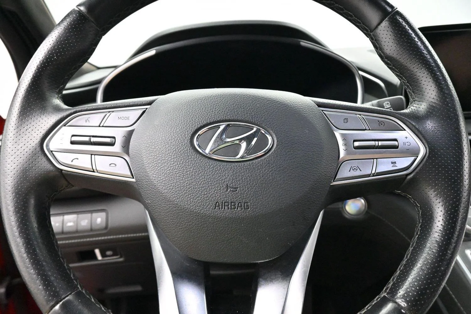 Used 2023 Red Hyundai Calligraphy image 18