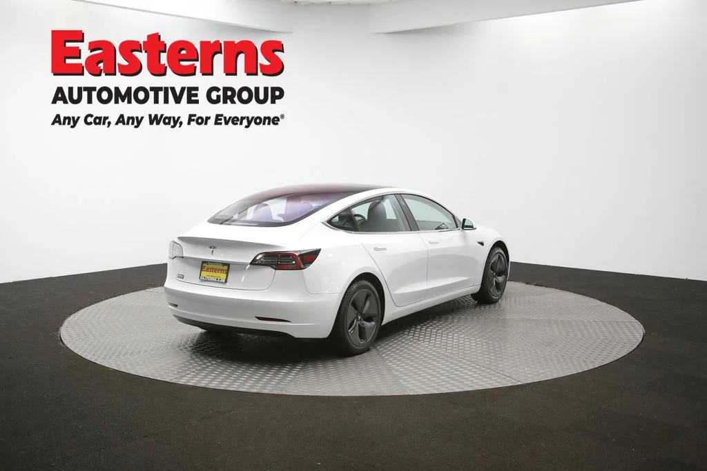 Used 2018 White Tesla Long Range image 40
