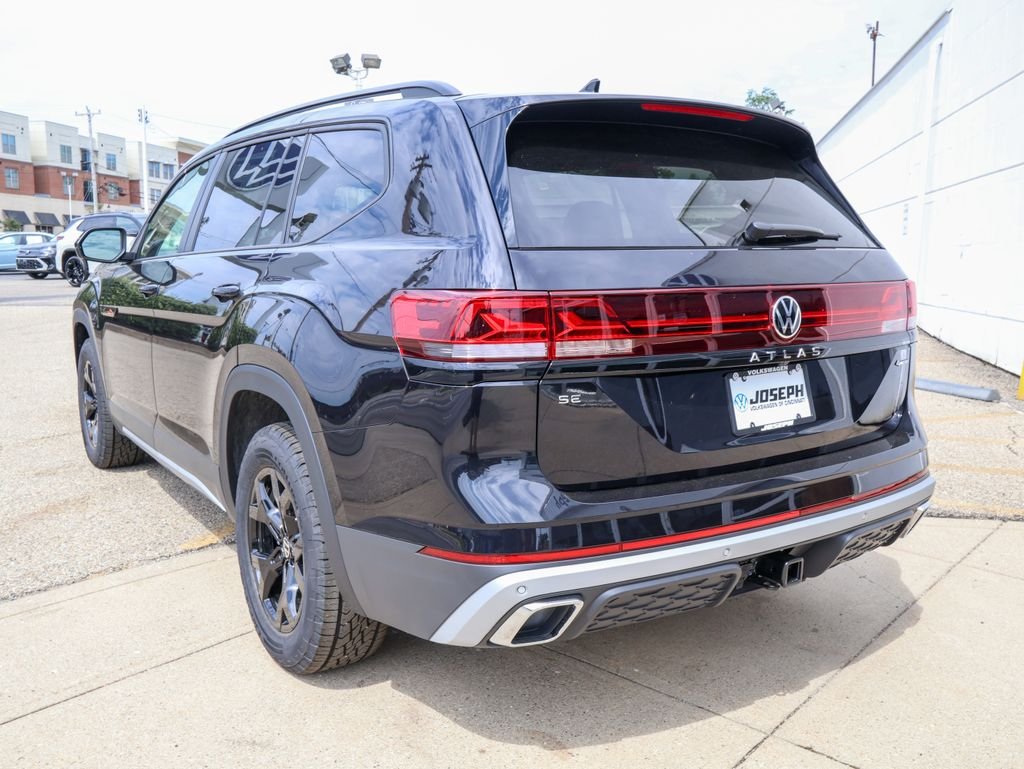 New 2026 Black Volkswagen 2.0T Peak Edition image 3