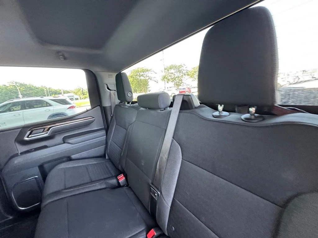 Used 2025 Gray Chevrolet LT image 21