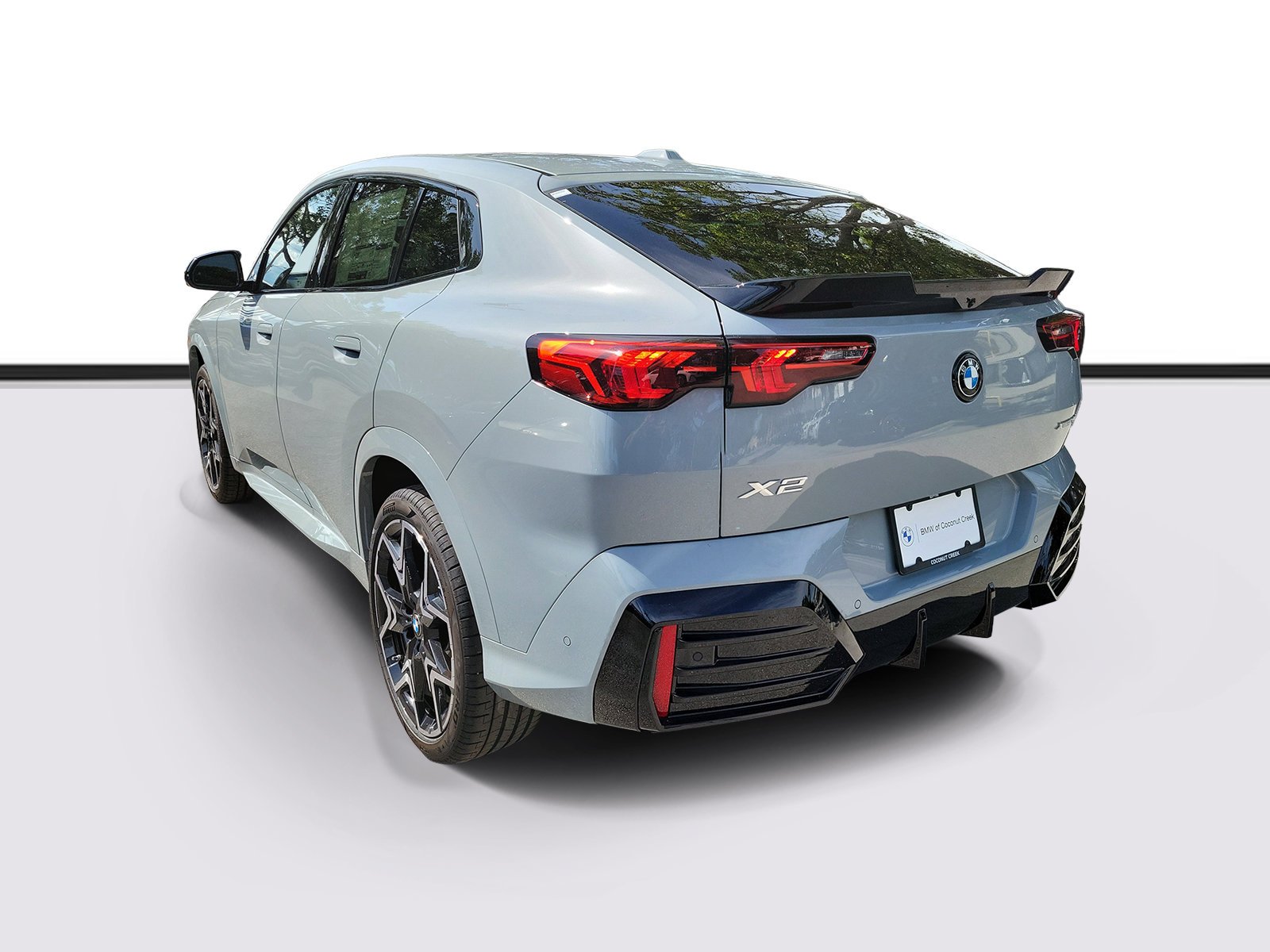 New 2027 Brooklyn Grey Metallic BMW xDrive28i image 3