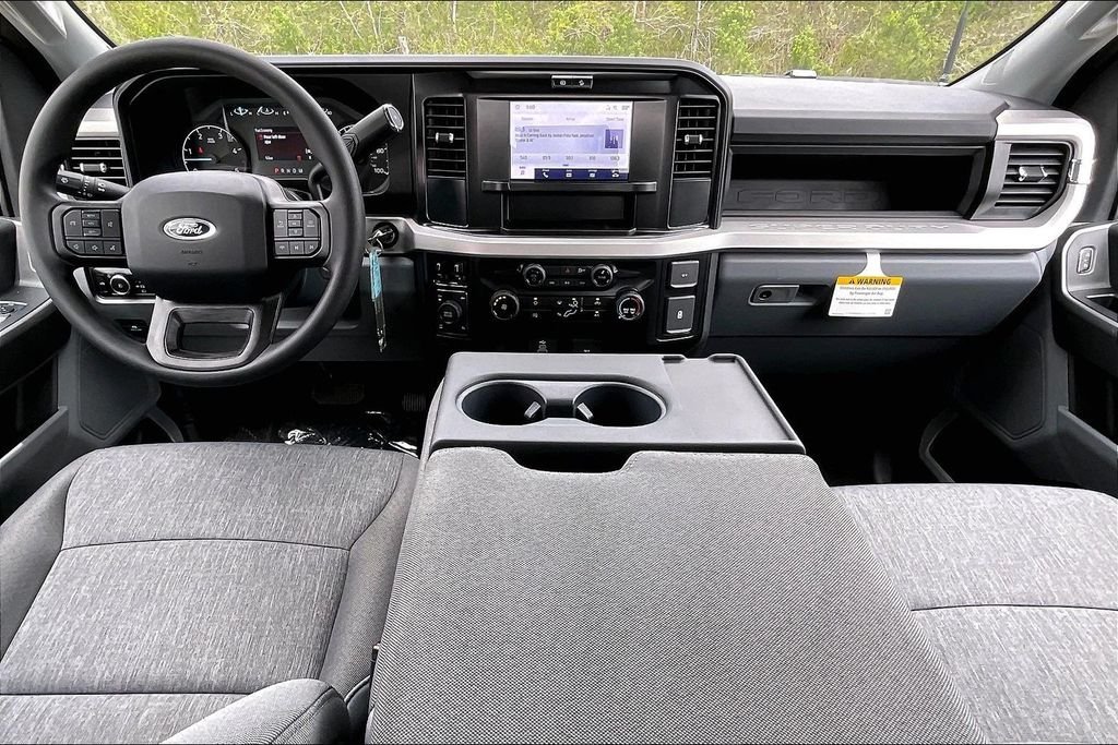 New 2026 Ford Super Duty F-350 XL 4D Crew Cab