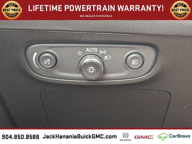 Used 2023 Red Buick Essence image 27