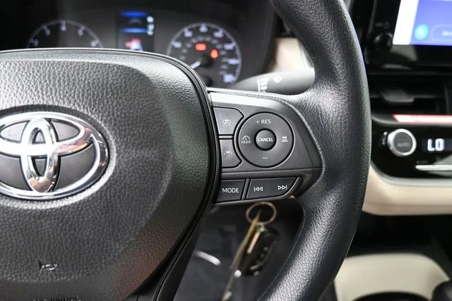 Used 2025 Silver Toyota LE image 24