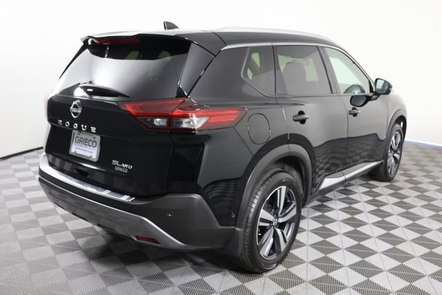 Used 2023 Black Nissan SL image 8