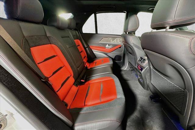 New 2026 MANUFAKTUR Moonlight White Metallic Mercedes-Benz AMG® GLE 63 S image 55