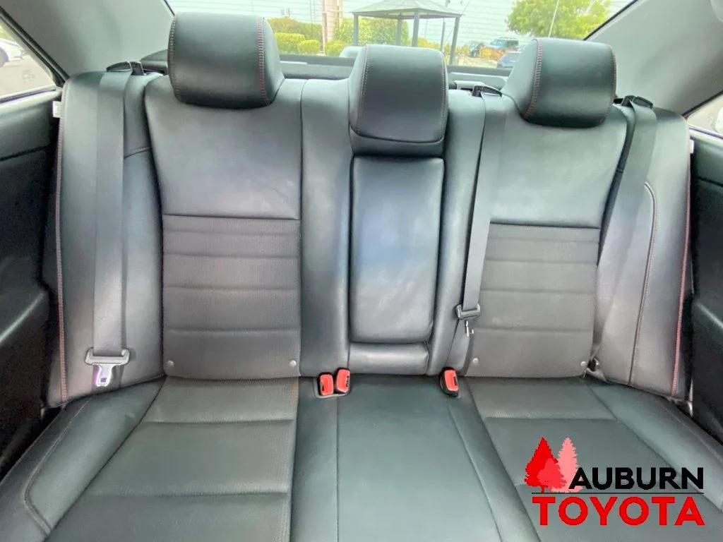 Used 2017 Ice Cap Toyota SE image 18
