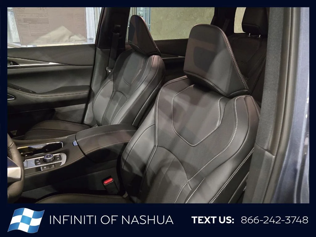 New 2027 MOONBOW BLUE INFINITI Luxe AWD image 7