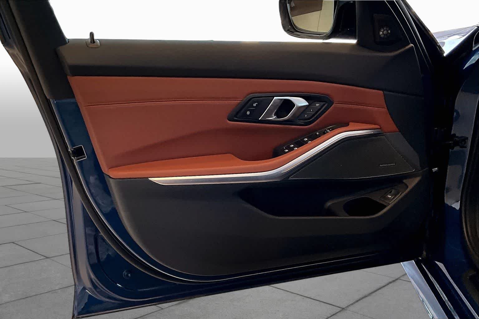 New 2026 Avus Blue Metallic BMW M340i xDrive image 10