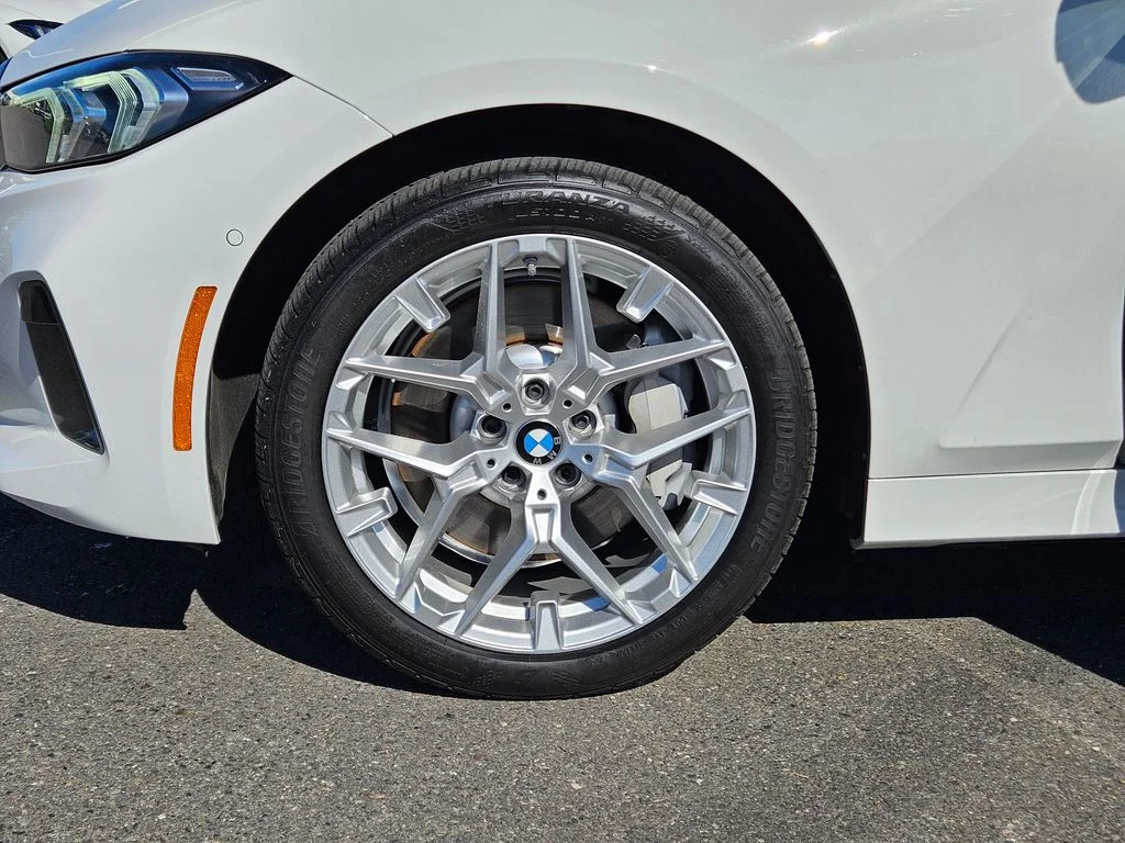Used 2025 Alpine White BMW 330i xDrive image 38