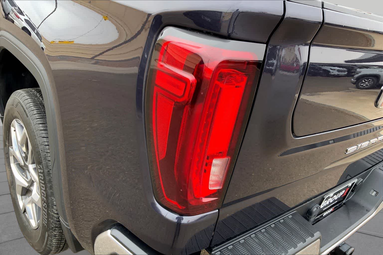 Used 2024 Titanium Rush Metallic GMC SLT image 29