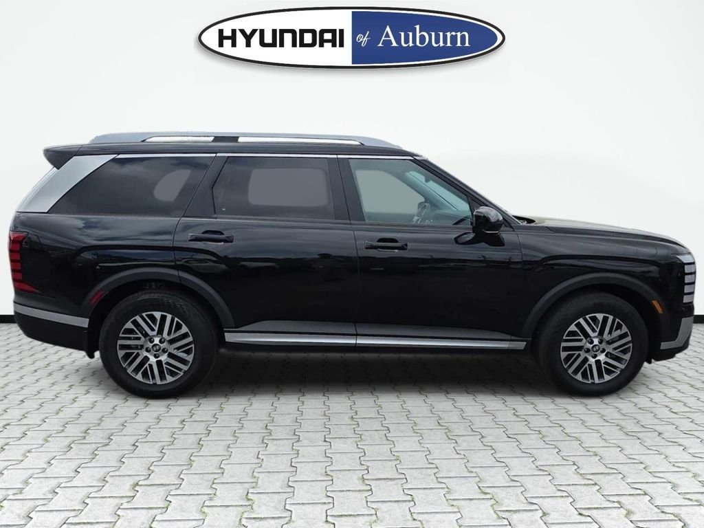 Used 2026 Black Hyundai SEL 7P image 4