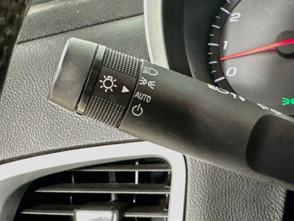 Used 2011 Black Chevrolet LT image 13