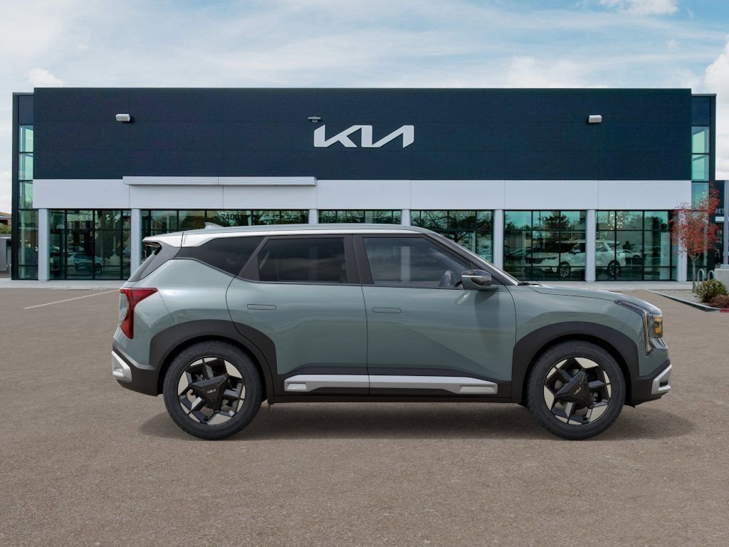 New 2027 Green Kia S image 7