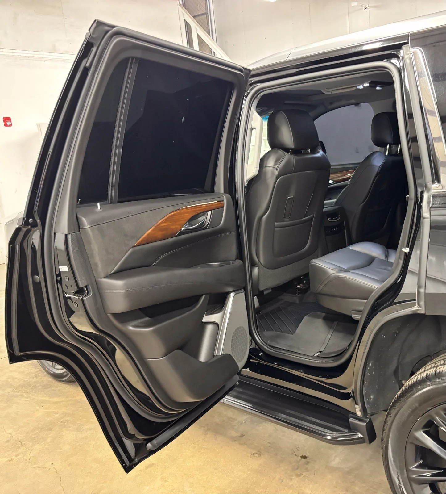 Used 2019 Black Cadillac Luxury image 24