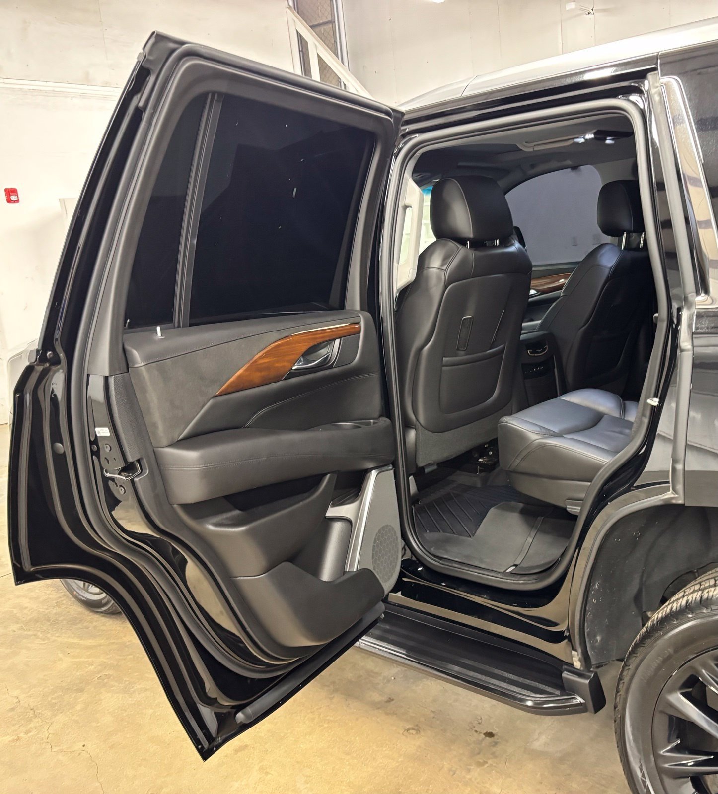 Used 2019 Black Cadillac Luxury image 24