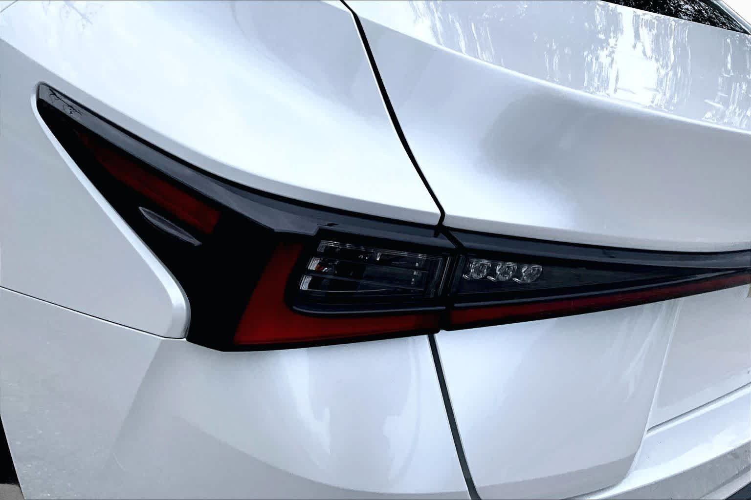 Used 2023 Eminent White Pearl Lexus  image 29