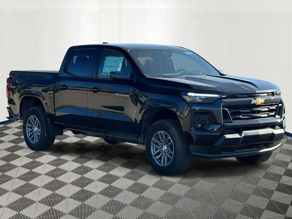 2026 Chevrolet Colorado LT - Photo 7